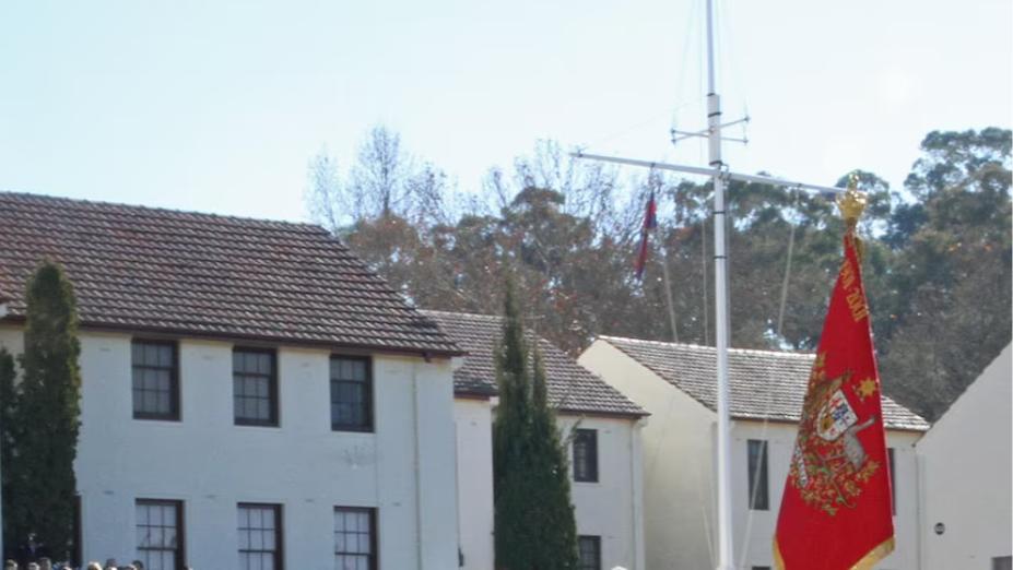 The Colours of Duntroon?  Lots of brown, red, blue & and black bits…